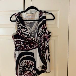 Sleeveless blouse